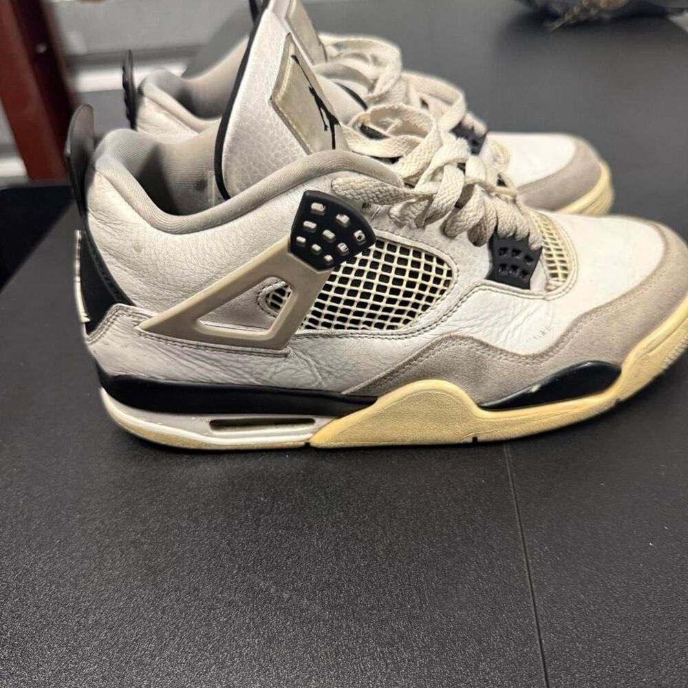 Jordan Men's Grey and White Trainers - Picture 2 of 8